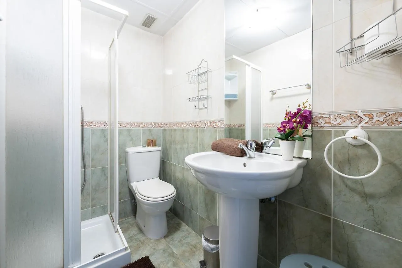 Malagasuite Comfy Apartment Benalmadena Spain
